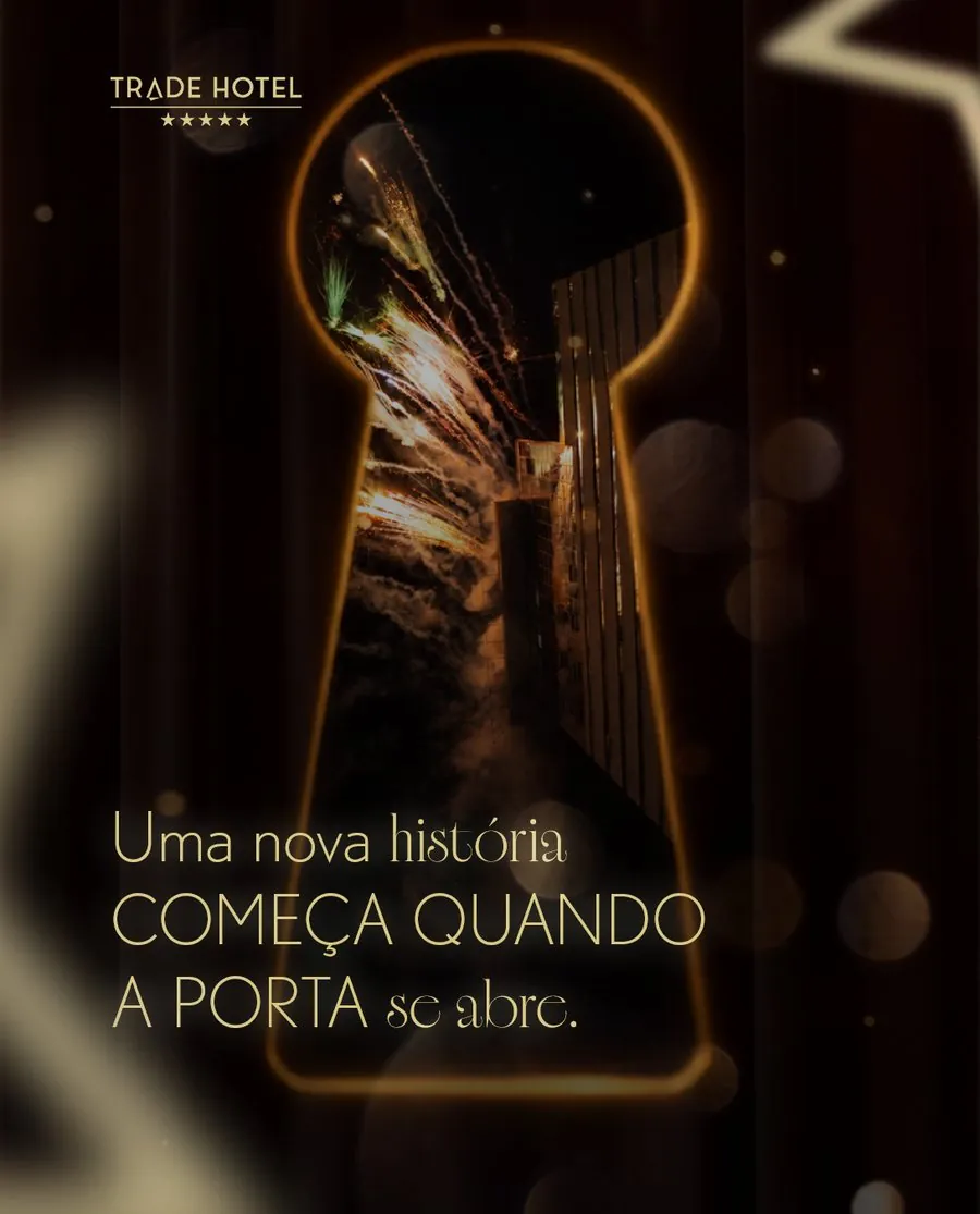 Fechadura iluminada com fogos: uma nova história começa quando a porta se abre